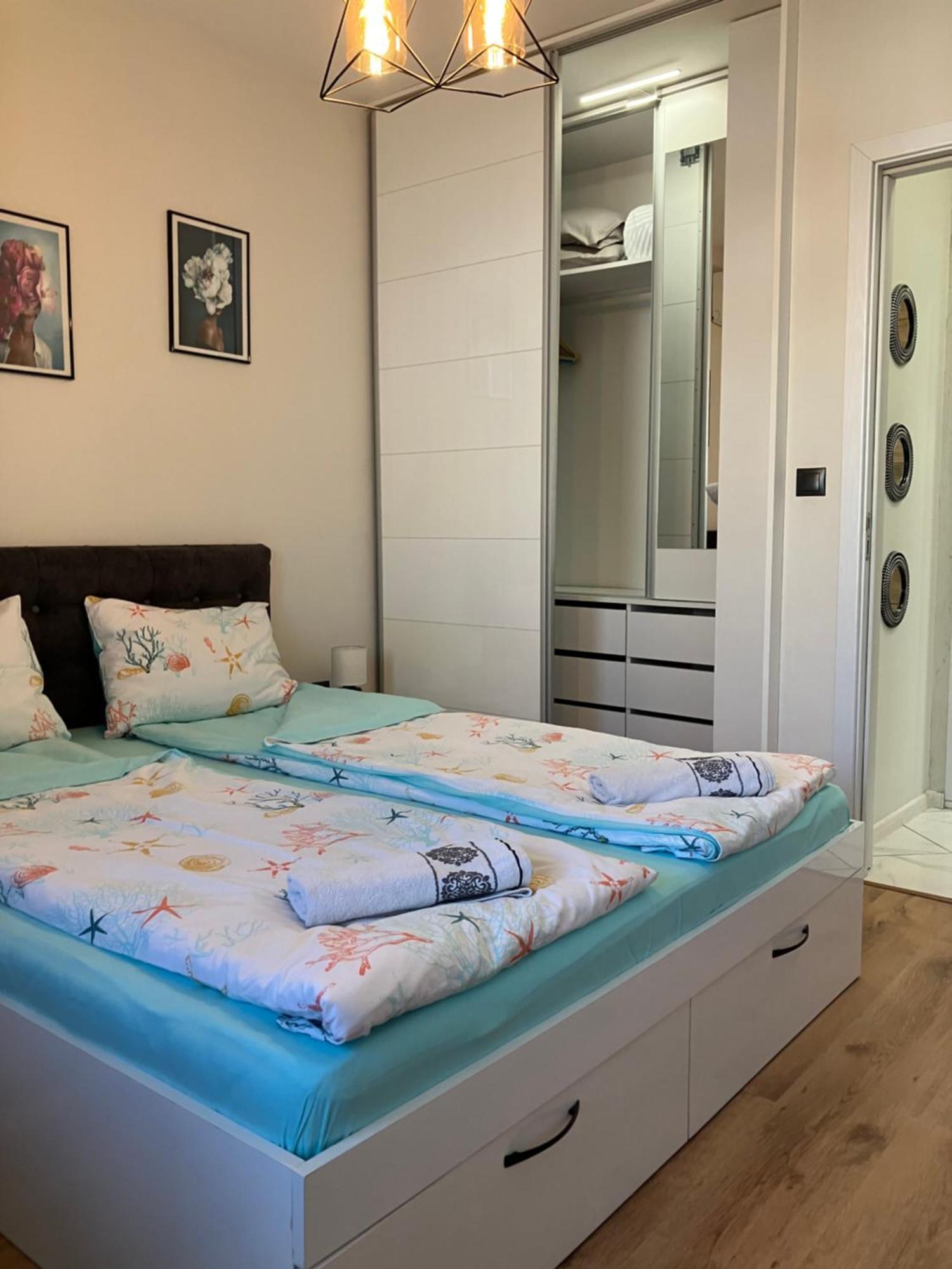 Joy Apartment Burgas Center Private Parking Zewnętrze zdjęcie