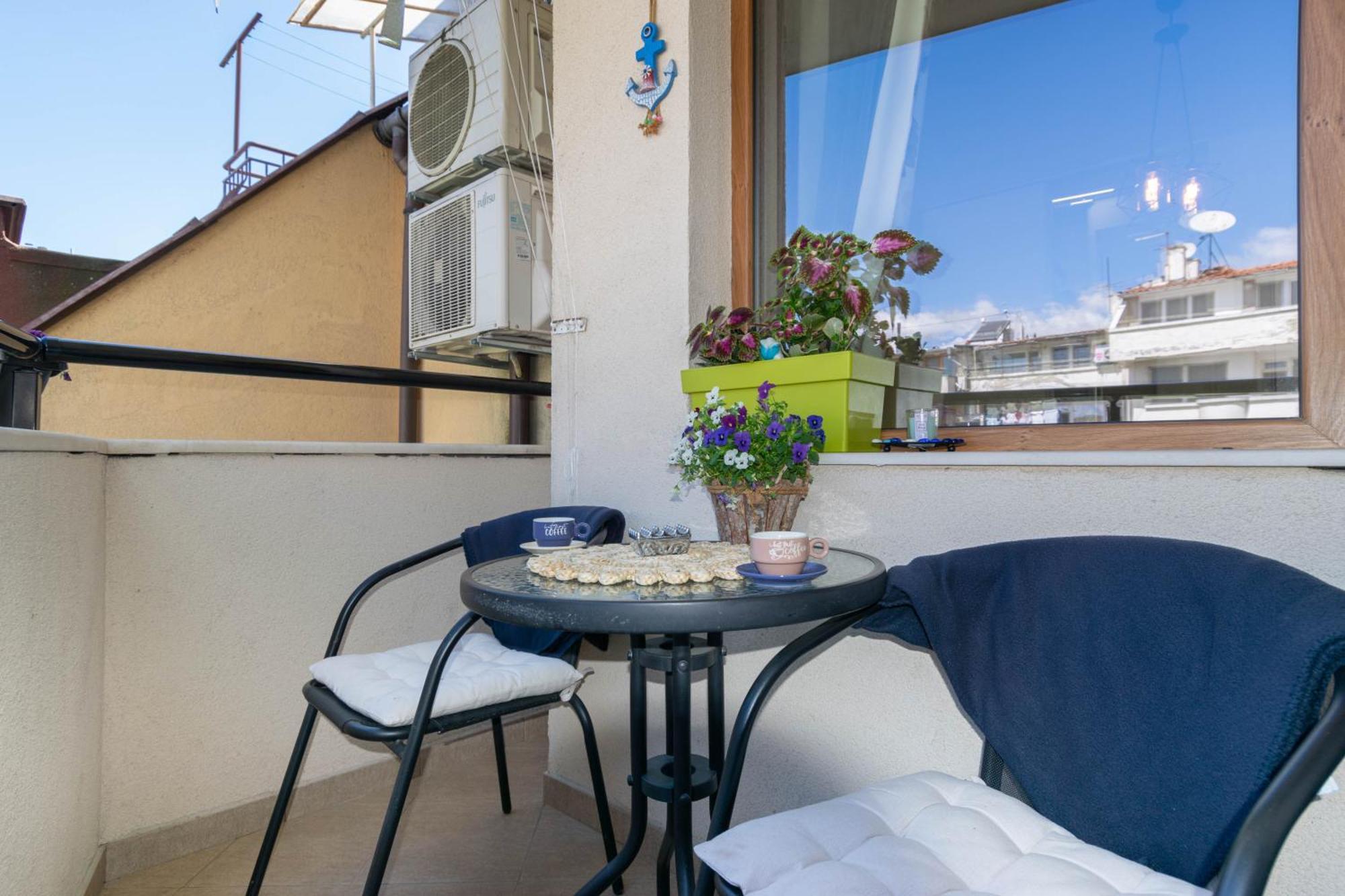 Joy Apartment Burgas Center Private Parking Zewnętrze zdjęcie
