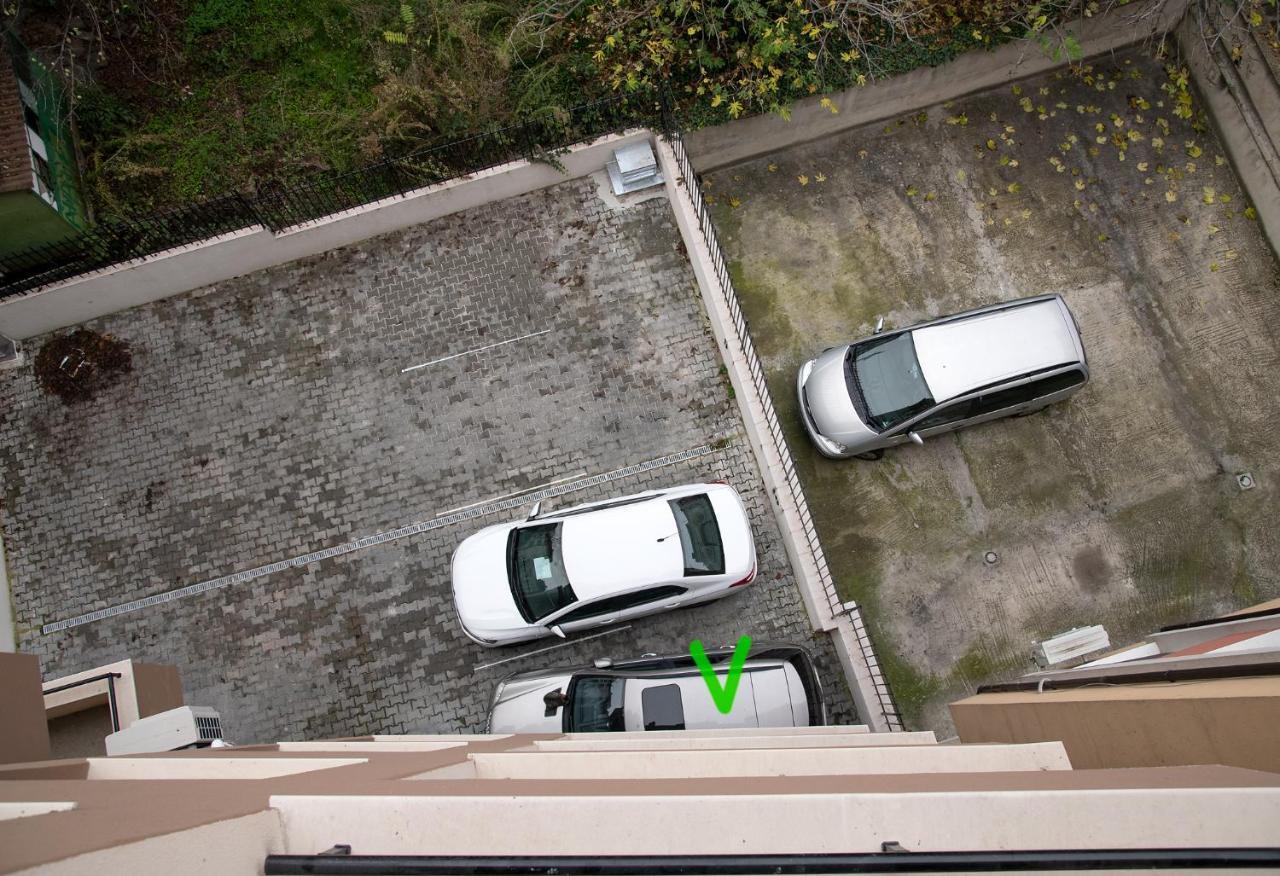 Joy Apartment Burgas Center Private Parking Zewnętrze zdjęcie