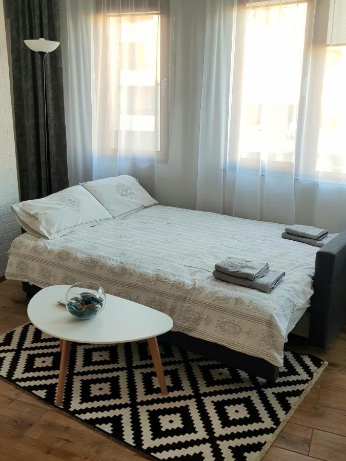 Joy Apartment Burgas Center Private Parking Zewnętrze zdjęcie